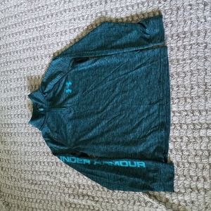 Boys youth small under armour pullover